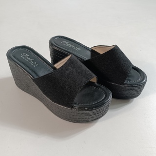 Босоножки женские