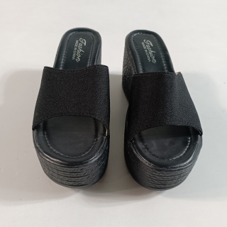 Босоножки женские