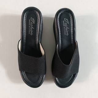 Босоножки женские