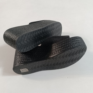 Босоножки женские