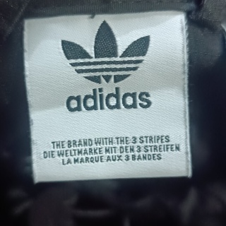 Ветровка женская