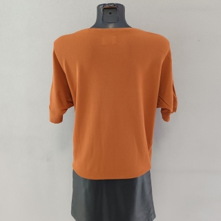 Футболка женская