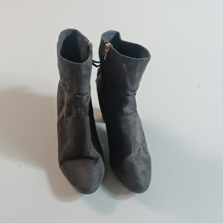 Ботинки женские